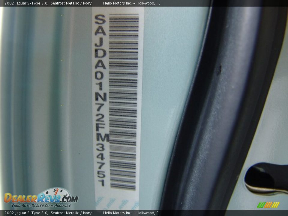 2002 Jaguar S-Type 3.0 Seafrost Metallic / Ivory Photo #26