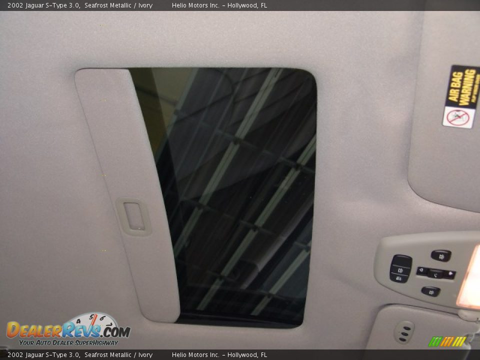2002 Jaguar S-Type 3.0 Seafrost Metallic / Ivory Photo #28