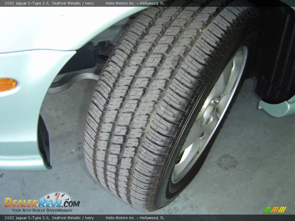 2002 Jaguar S-Type 3.0 Seafrost Metallic / Ivory Photo #31