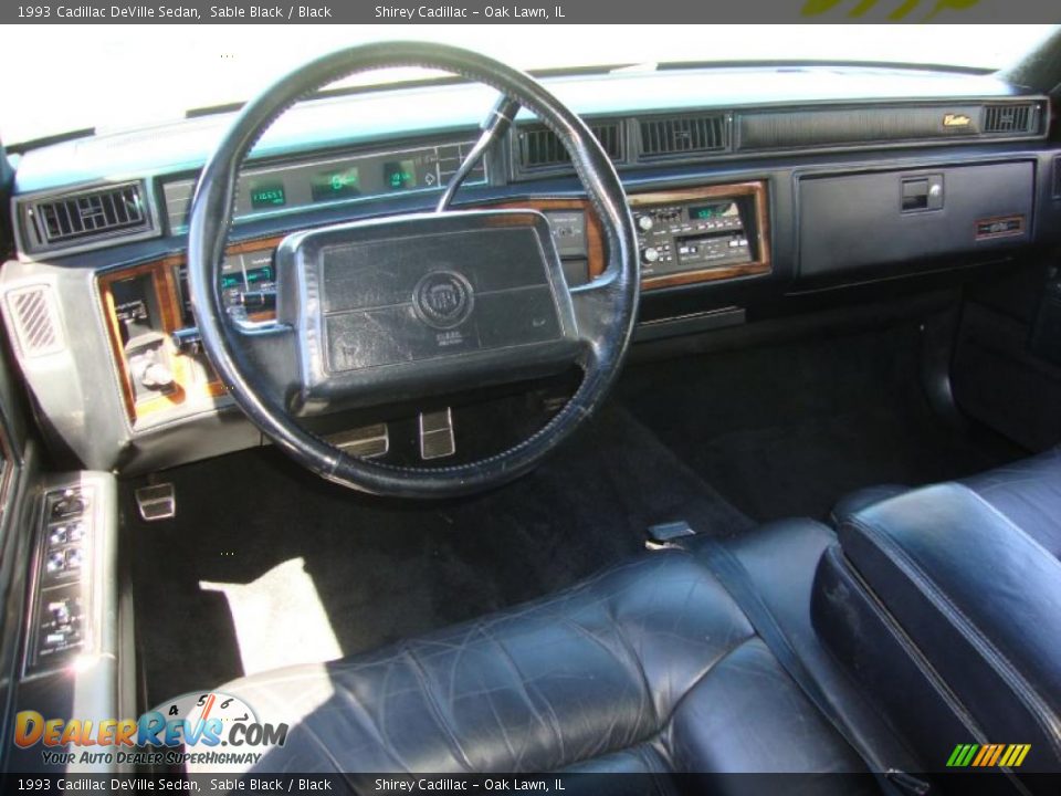 1993 Cadillac DeVille Sedan Sable Black / Black Photo #11