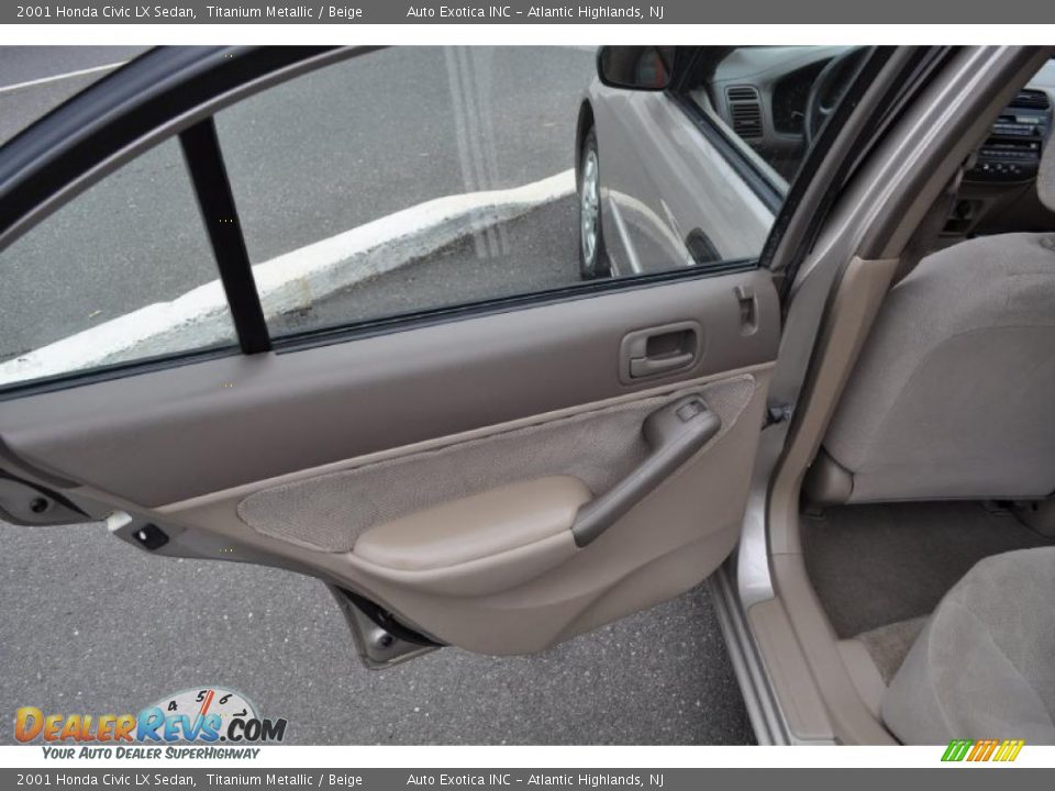 2001 Honda Civic LX Sedan Titanium Metallic / Beige Photo #22