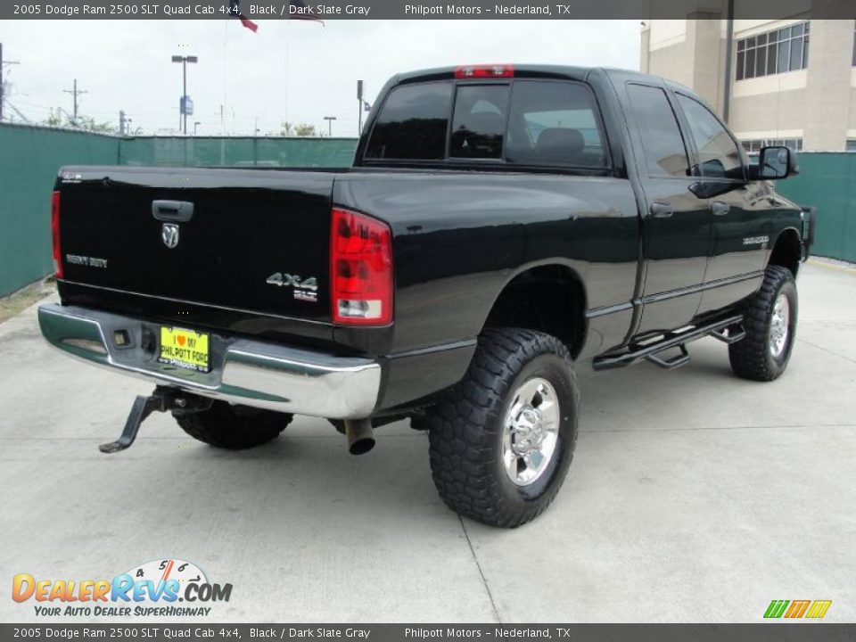 2005 Dodge Ram 2500 SLT Quad Cab 4x4 Black / Dark Slate Gray Photo #3