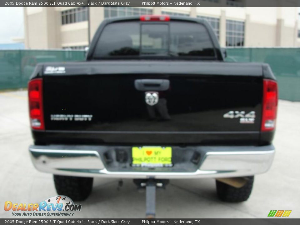 2005 Dodge Ram 2500 SLT Quad Cab 4x4 Black / Dark Slate Gray Photo #4