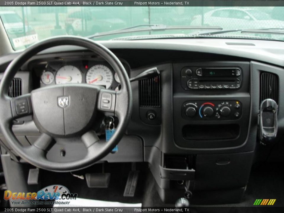 2005 Dodge Ram 2500 SLT Quad Cab 4x4 Black / Dark Slate Gray Photo #36