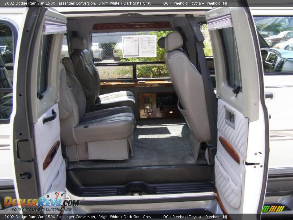2002 Dodge Ram Van 1500 Passenger Conversion Bright White / Dark Slate Gray Photo #11