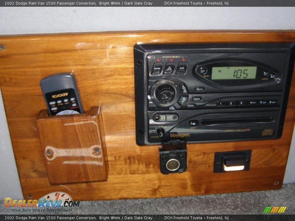 2002 Dodge Ram Van 1500 Passenger Conversion Bright White / Dark Slate Gray Photo #13