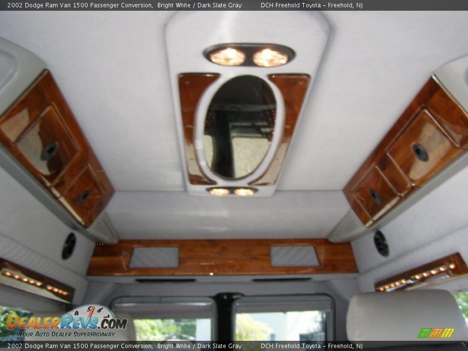 2002 Dodge Ram Van 1500 Passenger Conversion Bright White / Dark Slate Gray Photo #15