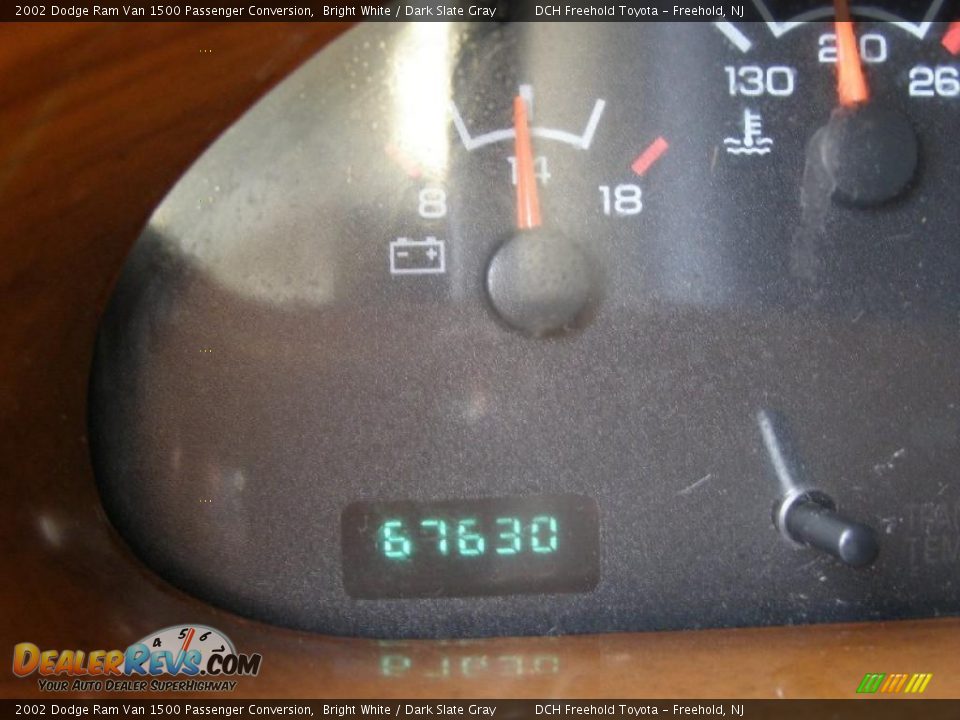 2002 Dodge Ram Van 1500 Passenger Conversion Bright White / Dark Slate Gray Photo #29