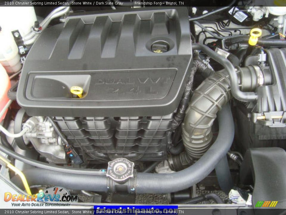 2010 Chrysler Sebring Limited Sedan Stone White / Dark Slate Gray Photo #7