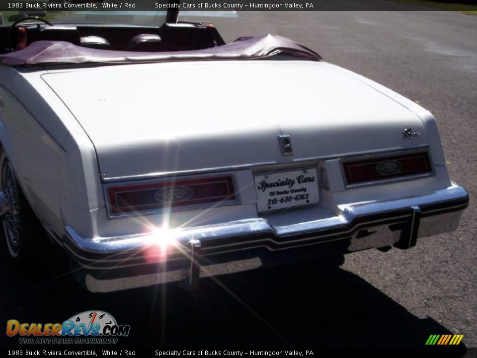 1983 Buick Riviera Convertible White / Red Photo #15