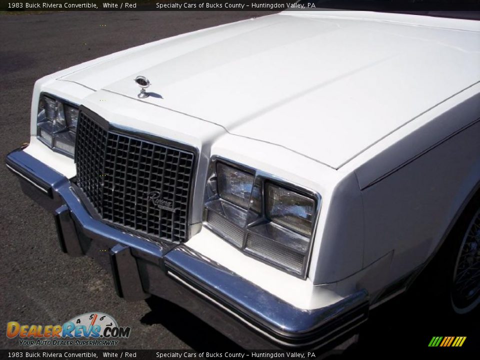 1983 Buick Riviera Convertible White / Red Photo #19
