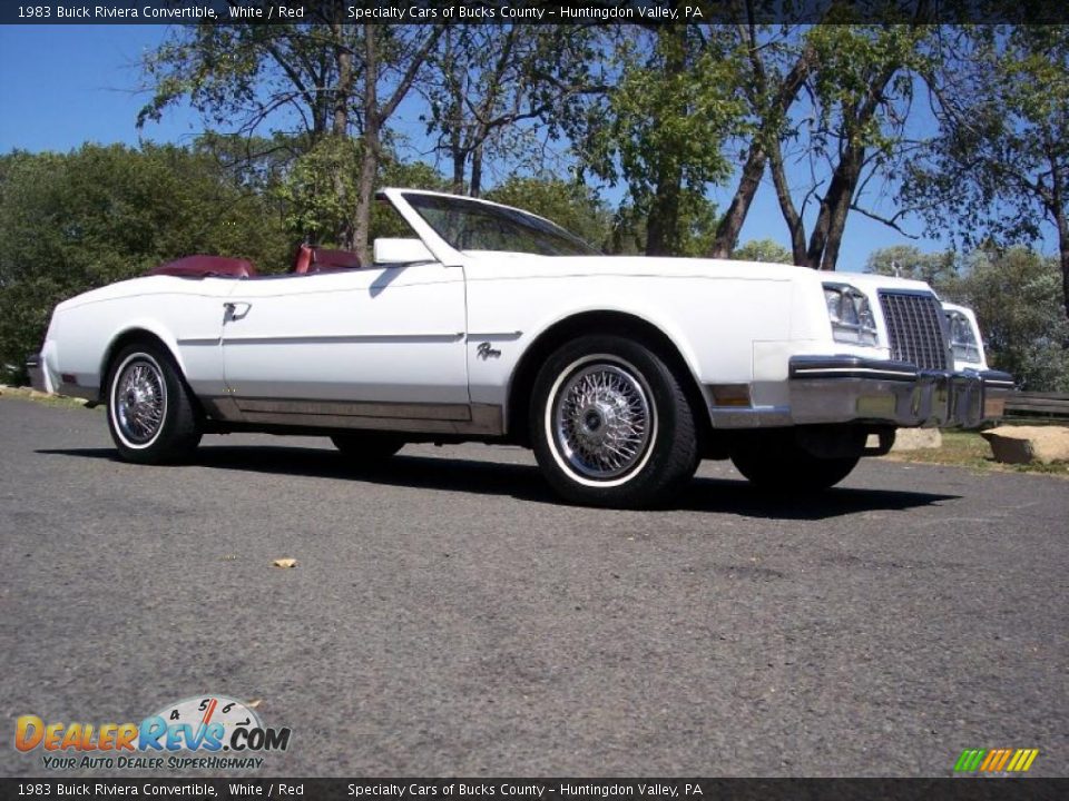 1983 Buick Riviera Convertible White / Red Photo #20