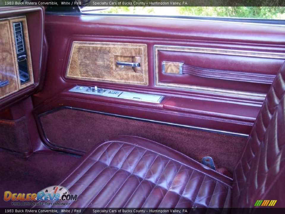 1983 Buick Riviera Convertible White / Red Photo #33