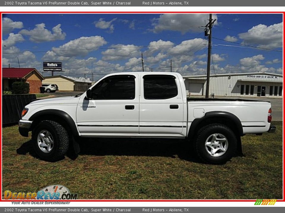 2002 Toyota Tacoma V6 PreRunner Double Cab Super White / Charcoal Photo #2