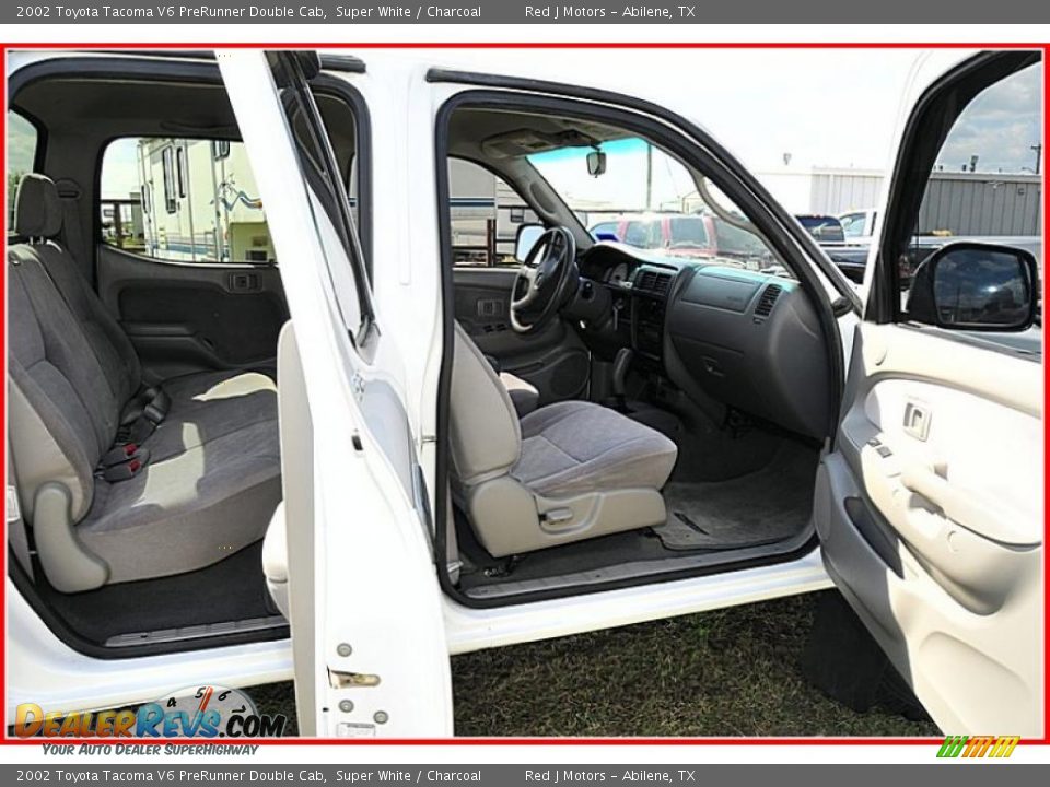 2002 Toyota Tacoma V6 PreRunner Double Cab Super White / Charcoal Photo #21