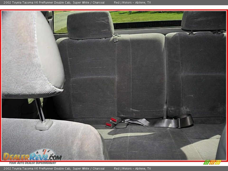 2002 Toyota Tacoma V6 PreRunner Double Cab Super White / Charcoal Photo #30