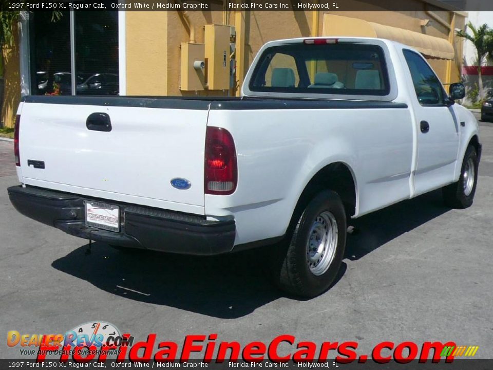 1997 Ford F150 XL Regular Cab Oxford White / Medium Graphite Photo #2