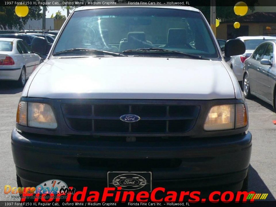 1997 Ford F150 XL Regular Cab Oxford White / Medium Graphite Photo #5