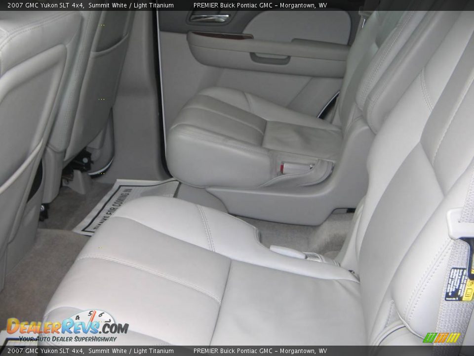 2007 GMC Yukon SLT 4x4 Summit White / Light Titanium Photo #12