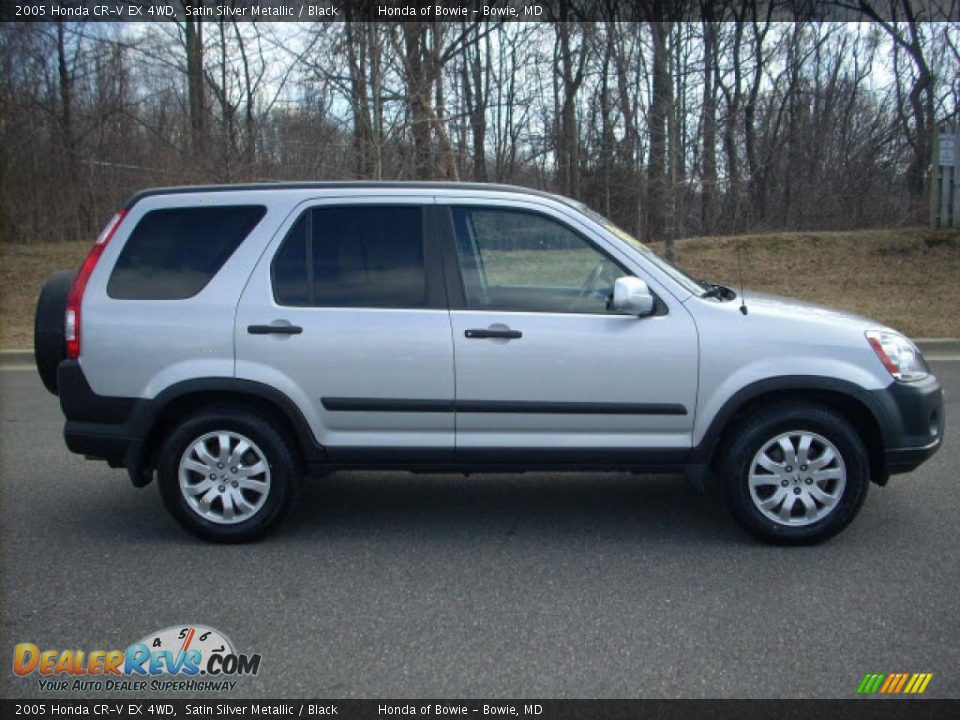2005 Honda CR-V EX 4WD Satin Silver Metallic / Black Photo #2