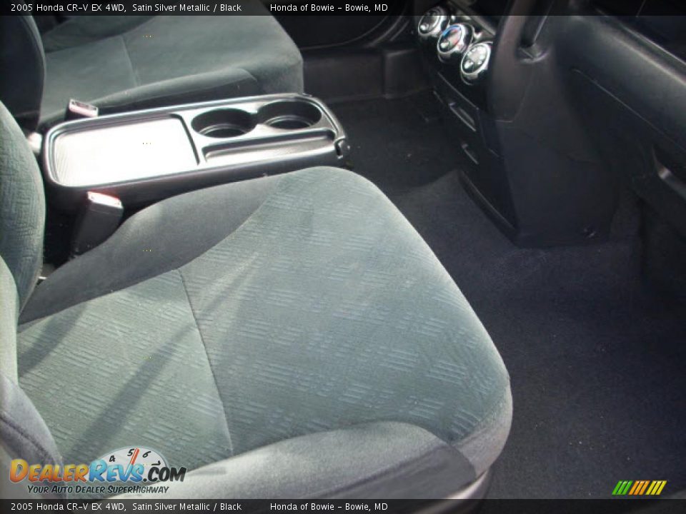 2005 Honda CR-V EX 4WD Satin Silver Metallic / Black Photo #17