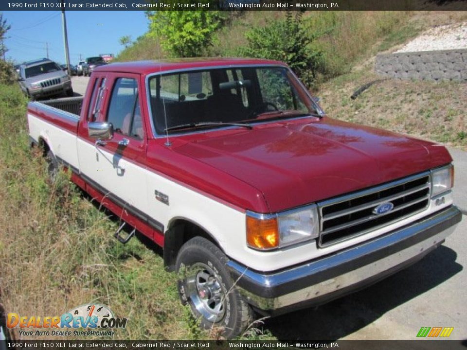 Front 3/4 View of 1990 Ford F150 XLT Lariat Extended Cab Photo #10