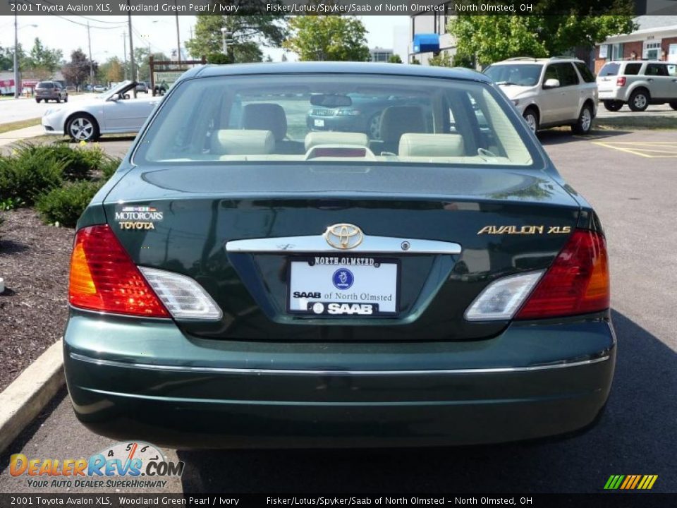 2001 Toyota Avalon XLS Woodland Green Pearl / Ivory Photo #6