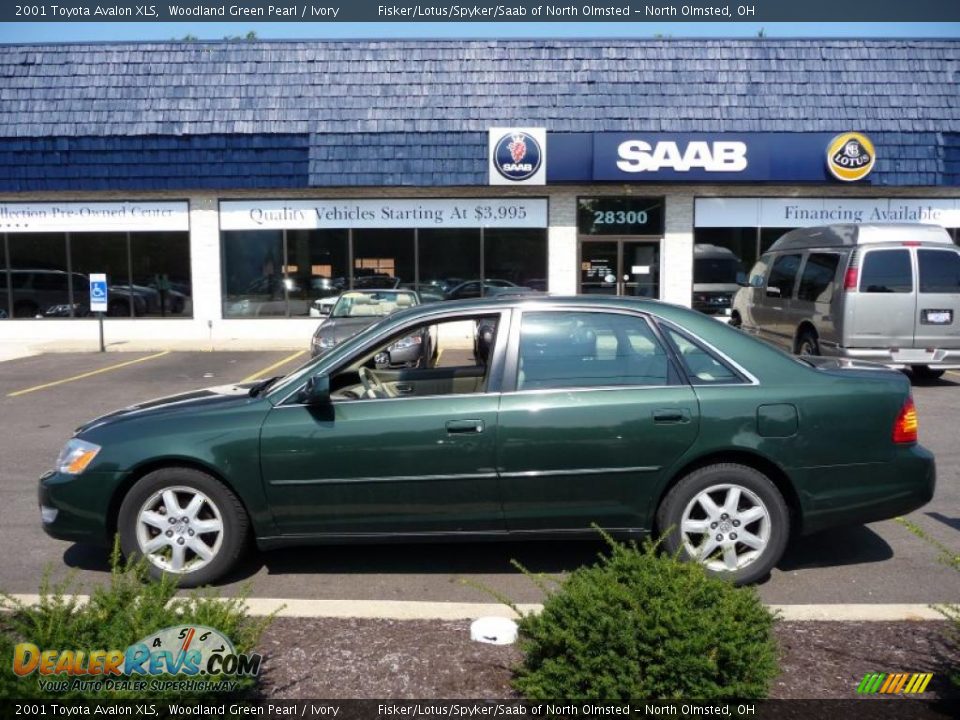 2001 Toyota Avalon XLS Woodland Green Pearl / Ivory Photo #8