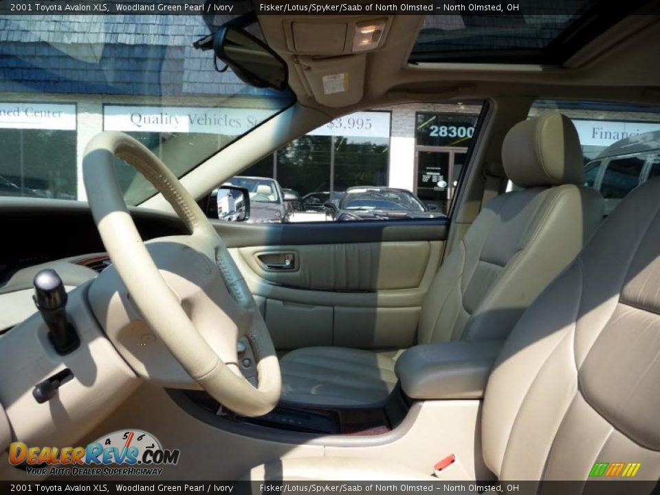 2001 Toyota Avalon XLS Woodland Green Pearl / Ivory Photo #9