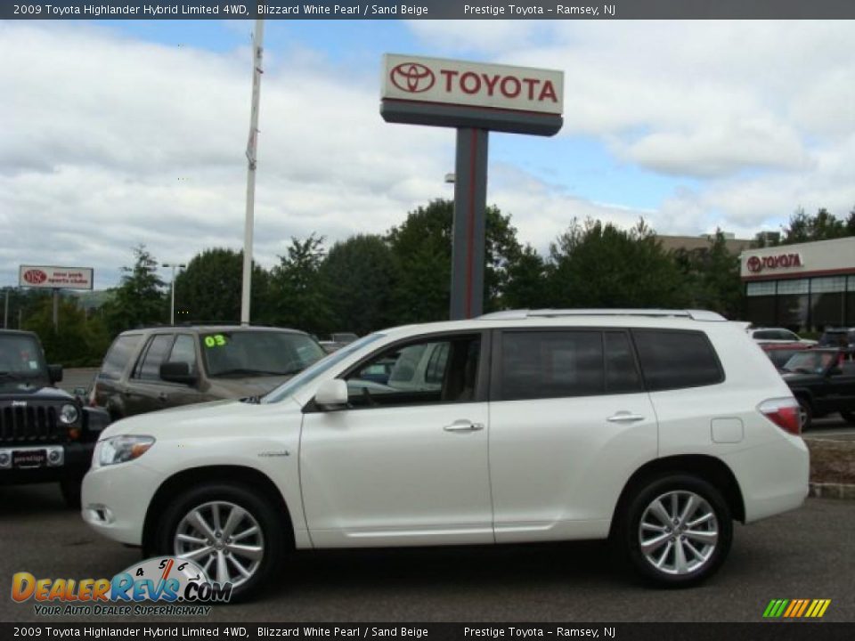 2009 Toyota Highlander Hybrid Limited 4WD Blizzard White Pearl / Sand Beige Photo #3