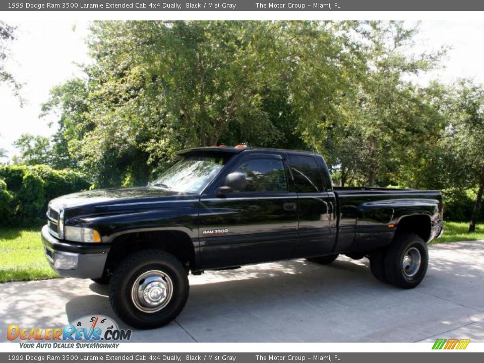 1999 Dodge Ram 3500 Laramie Extended Cab 4x4 Dually Black / Mist Gray Photo #2