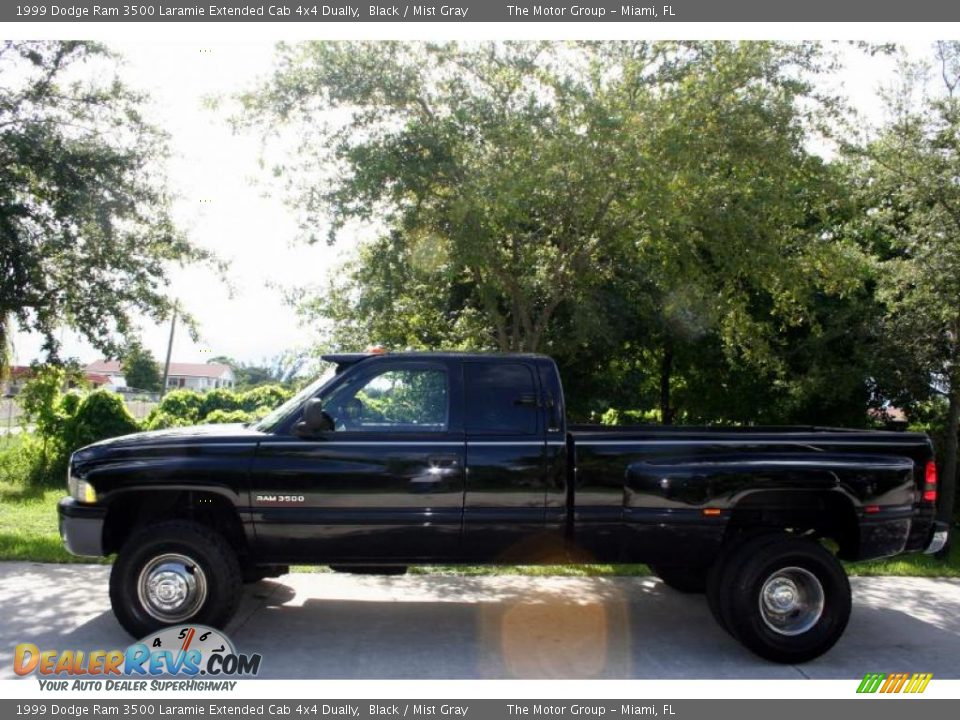 1999 Dodge Ram 3500 Laramie Extended Cab 4x4 Dually Black / Mist Gray Photo #3