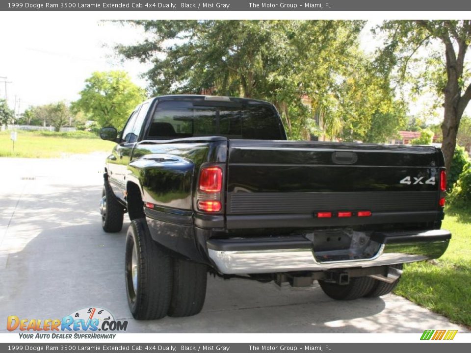 1999 Dodge Ram 3500 Laramie Extended Cab 4x4 Dually Black / Mist Gray Photo #5