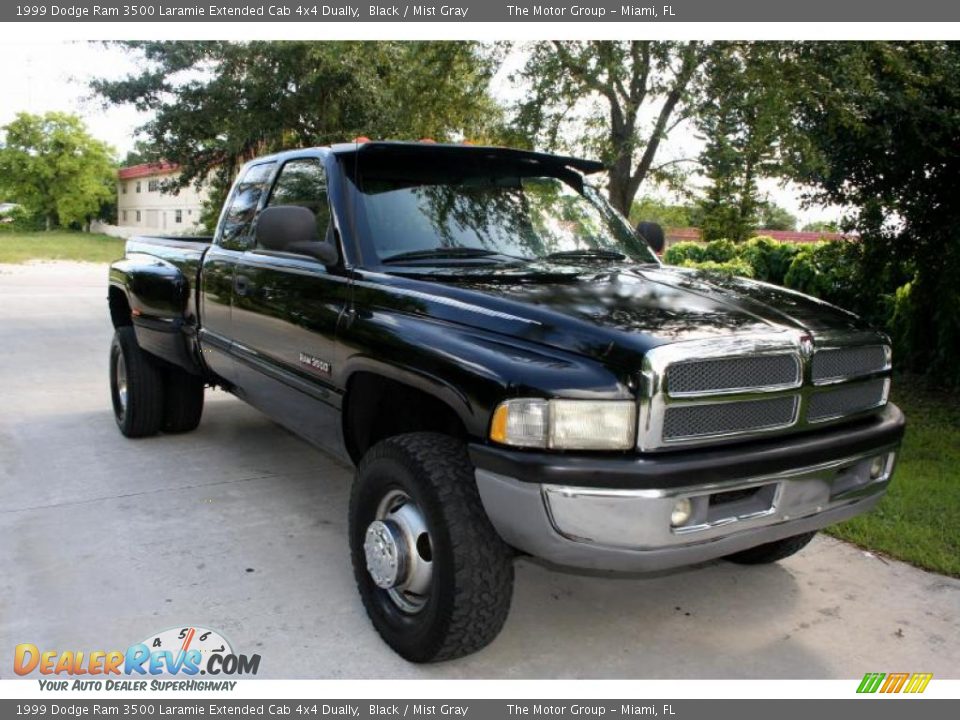 1999 Dodge Ram 3500 Laramie Extended Cab 4x4 Dually Black / Mist Gray Photo #15
