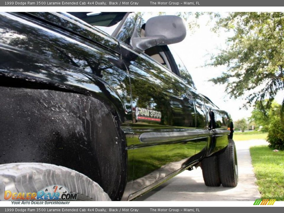 1999 Dodge Ram 3500 Laramie Extended Cab 4x4 Dually Black / Mist Gray Photo #20