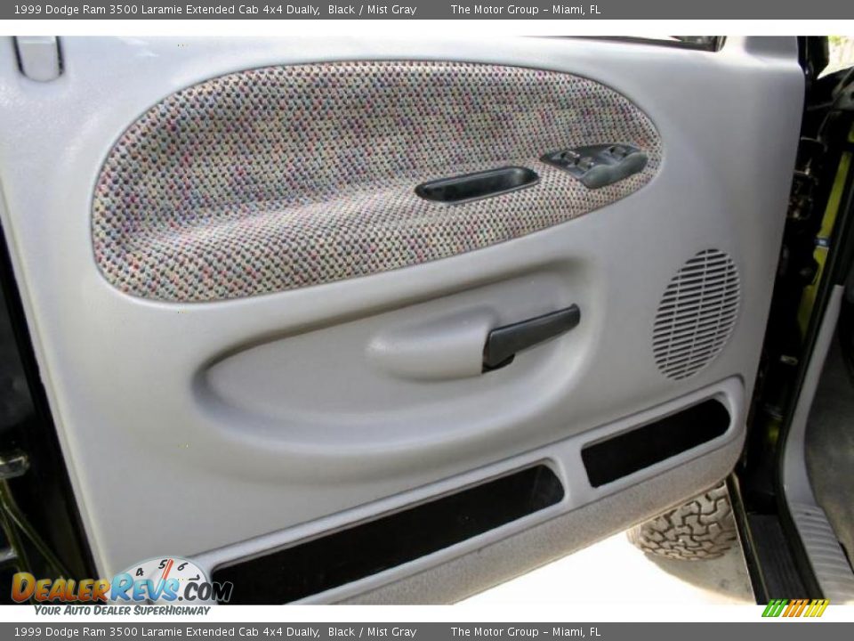 1999 Dodge Ram 3500 Laramie Extended Cab 4x4 Dually Black / Mist Gray Photo #29