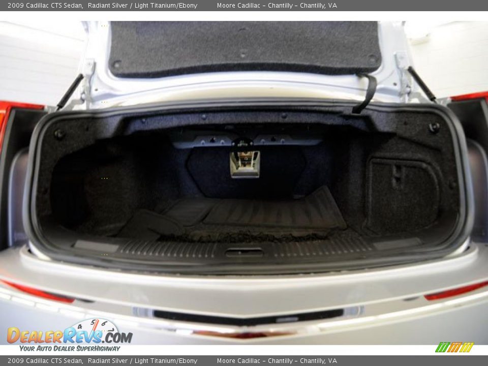 2009 Cadillac CTS Sedan Radiant Silver / Light Titanium/Ebony Photo #11