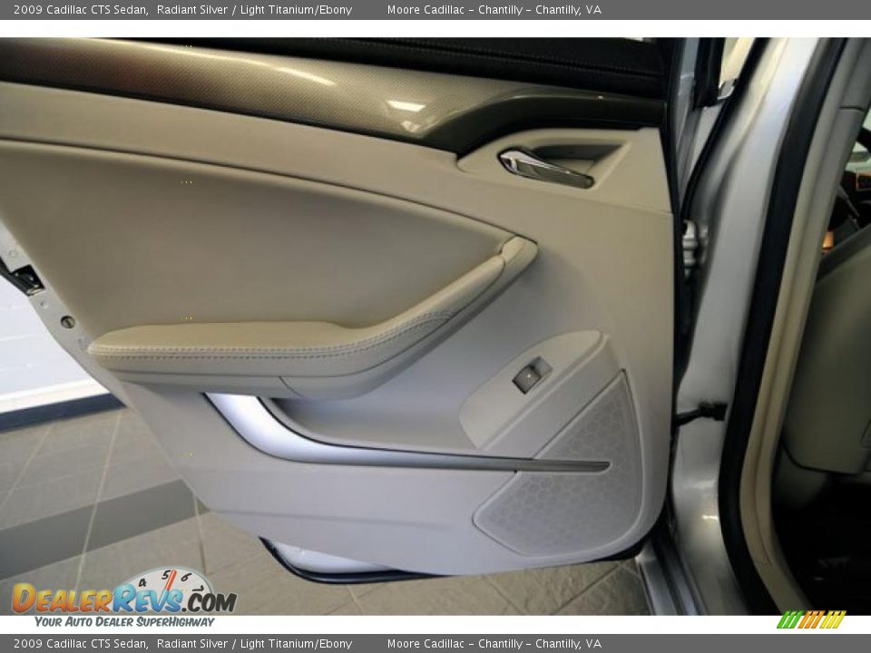 2009 Cadillac CTS Sedan Radiant Silver / Light Titanium/Ebony Photo #17