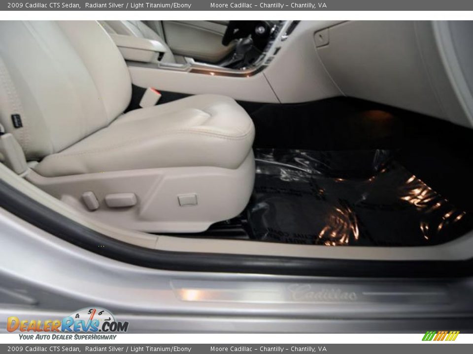 2009 Cadillac CTS Sedan Radiant Silver / Light Titanium/Ebony Photo #20