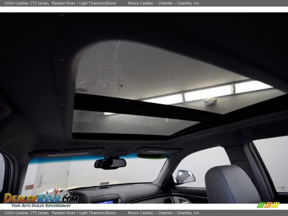 2009 Cadillac CTS Sedan Radiant Silver / Light Titanium/Ebony Photo #35