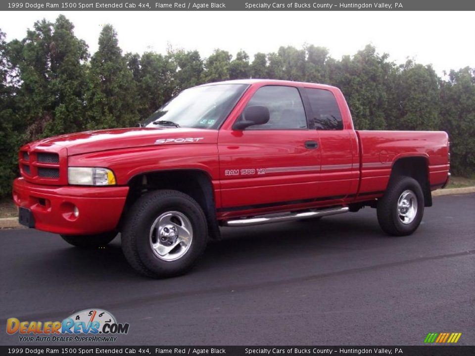 1999 Dodge Ram 1500 Sport Extended Cab 4x4 Flame Red / Agate Black Photo #1