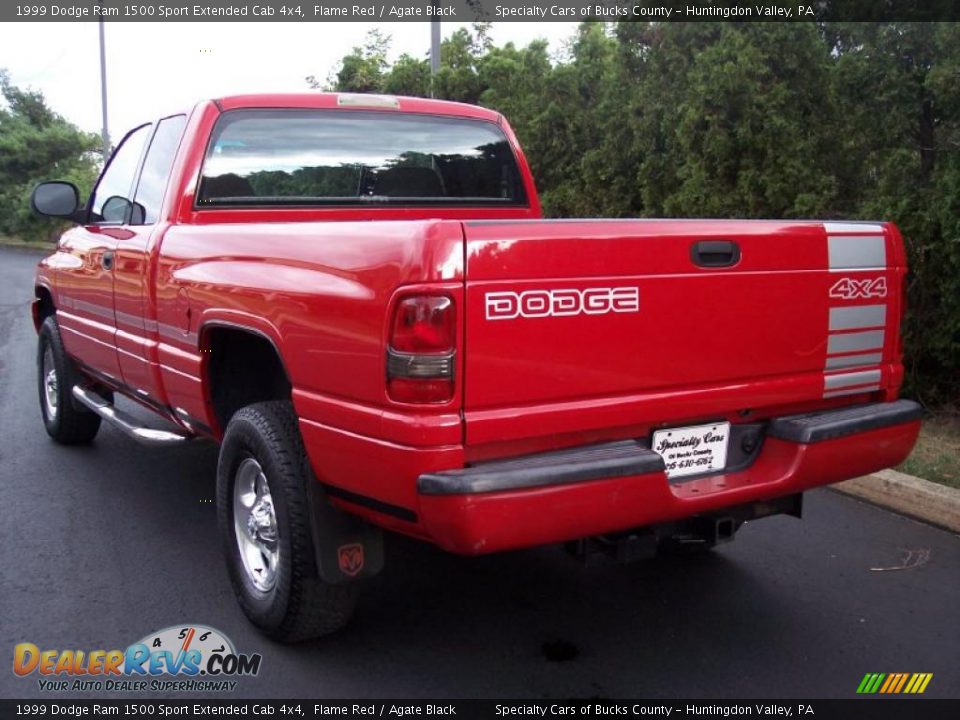 1999 Dodge Ram 1500 Sport Extended Cab 4x4 Flame Red / Agate Black Photo #7