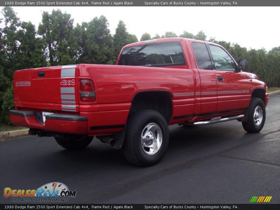 1999 Dodge Ram 1500 Sport Extended Cab 4x4 Flame Red / Agate Black Photo #19