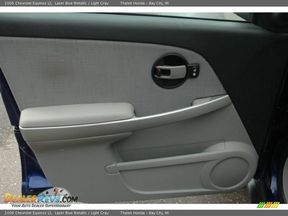 2006 Chevrolet Equinox LS Laser Blue Metallic / Light Gray Photo #15