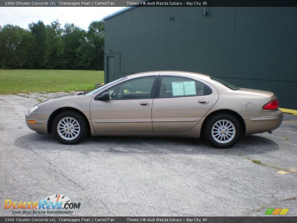 1999 Chrysler Concorde LXi Champagne Pearl / Camel/Tan Photo #7