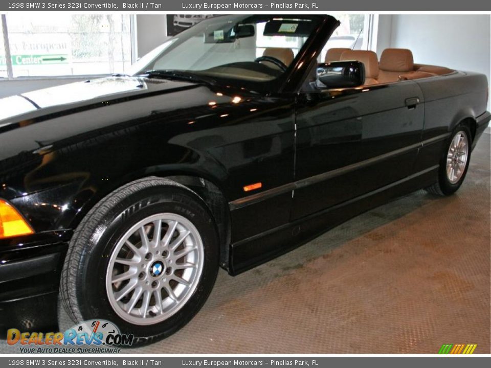 1998 BMW 3 Series 323i Convertible Black II / Tan Photo #12