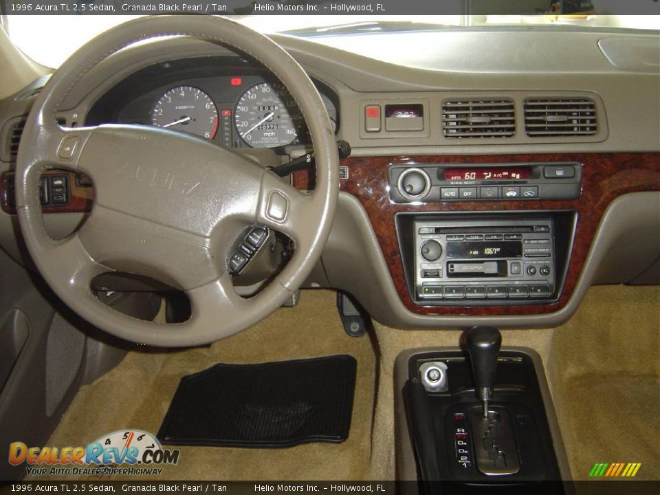 1996 Acura TL 2.5 Sedan Granada Black Pearl / Tan Photo #28