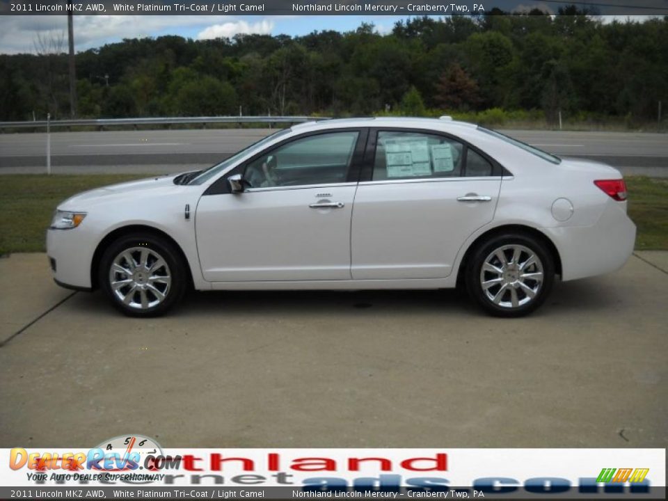 2011 Lincoln MKZ AWD White Platinum Tri-Coat / Light Camel Photo #5