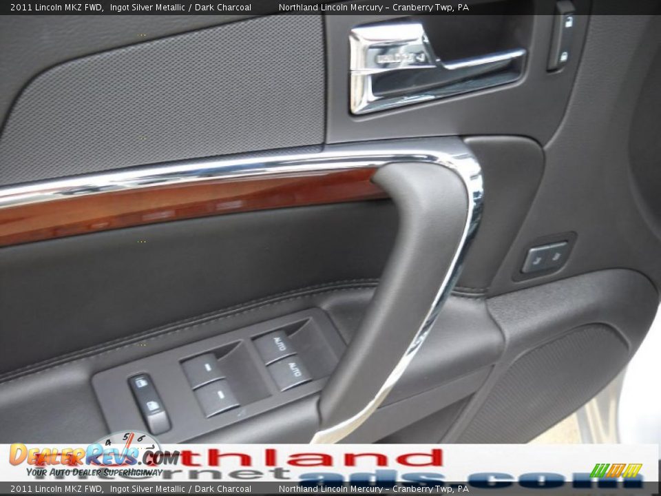 2011 Lincoln MKZ FWD Ingot Silver Metallic / Dark Charcoal Photo #16