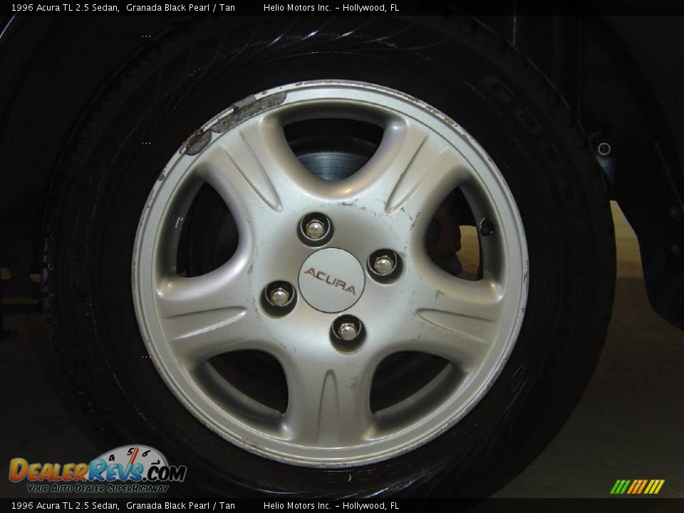 1996 Acura TL 2.5 Sedan Granada Black Pearl / Tan Photo #34
